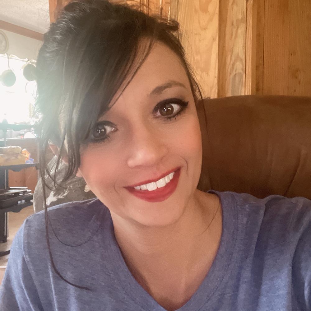 Meet your Posher, Tina